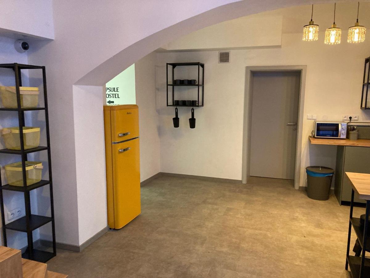 Capsule Hostel Erbenova Praga Zewnętrze zdjęcie